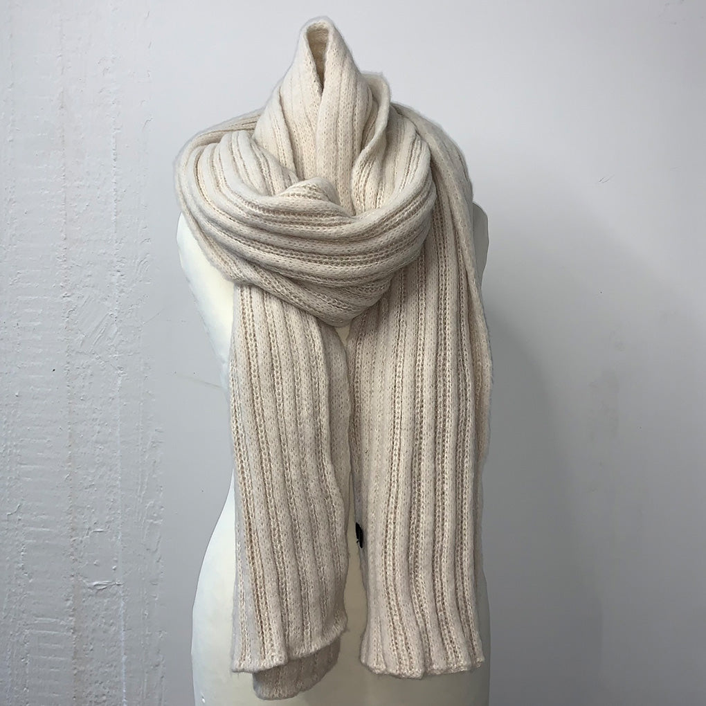 Langer Strickschal Jolie beige winterschal unisex