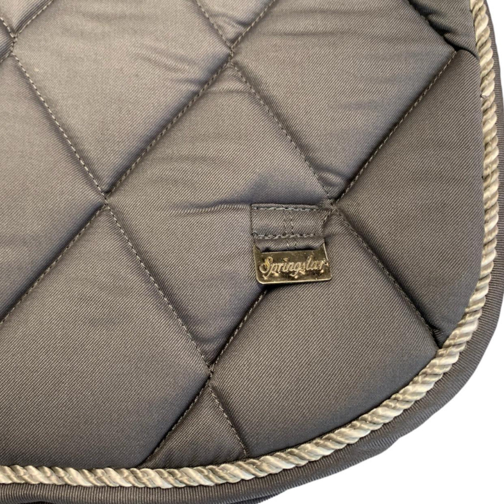 Classic Schabracke Pferd Dressur Springen Vielseitigkeit Eskadron Springstar grau kariert turnierschabracke springschabracke prestige schabracke