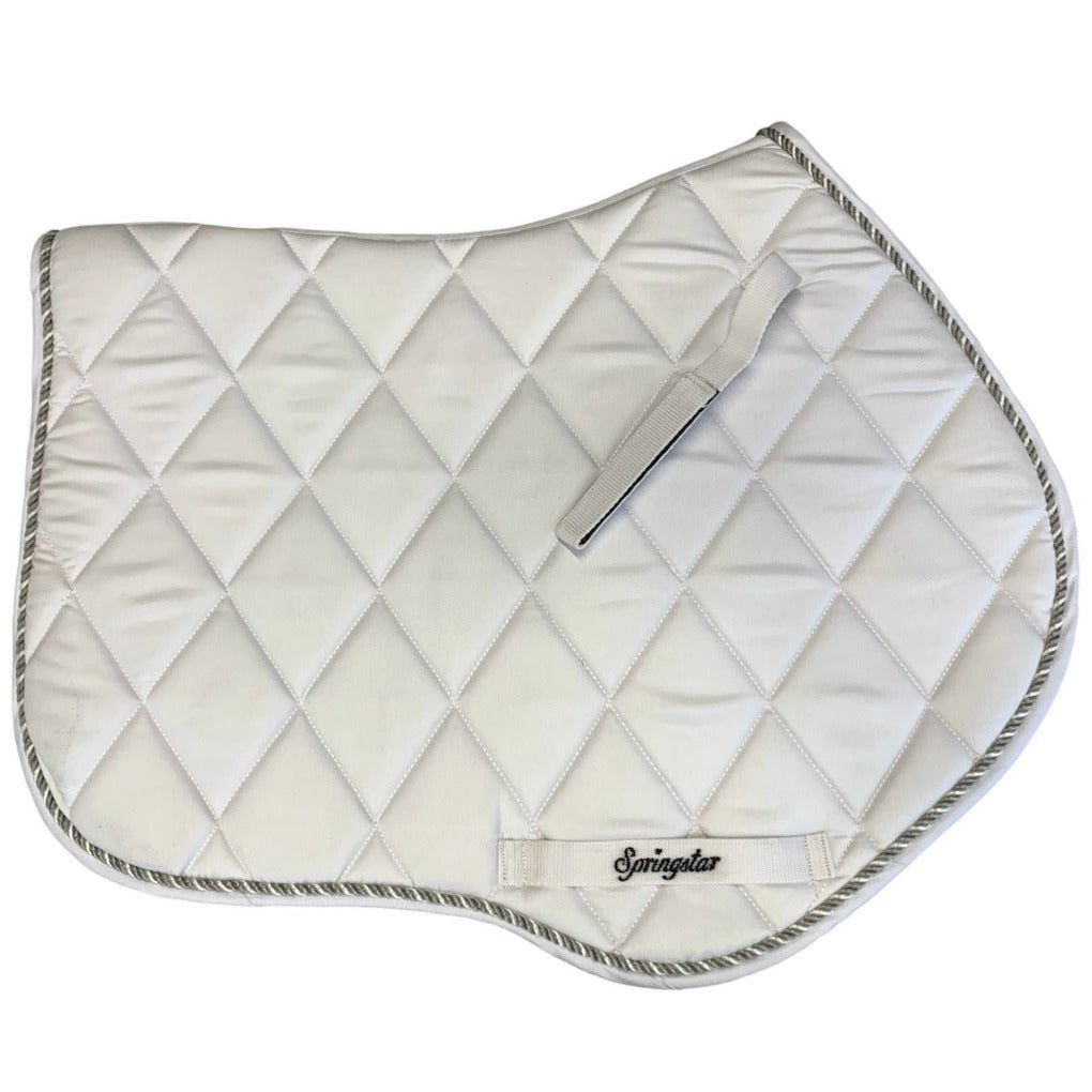 Classic Schabracke Pferd Dressur Springen Vielseitigkeit Eskadron Springstar weiß kariert turnierschabracke springschabracke prestige schabracke