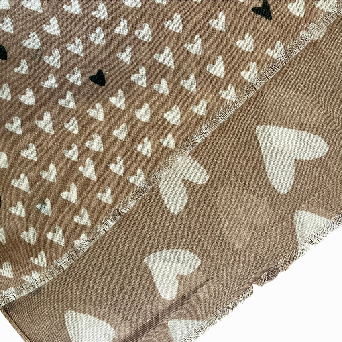 Viskose Wollschal mit Herzmuster Beige