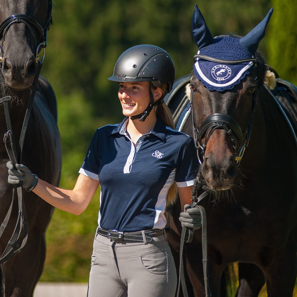Damen Poloshirt reiten mit karomuster blau weiß reiteroutfit navy reiter pferd fliegenhaube springstar sps glitzer spooks funktionsshirt