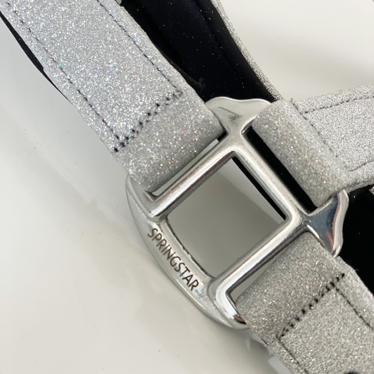 Glitzer Halfter Siri silber detail schnalle springstar