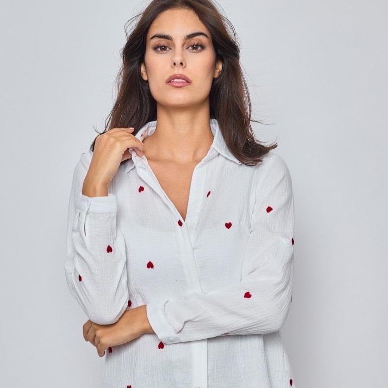 Musselin Bluse mit Herzen weiß rot