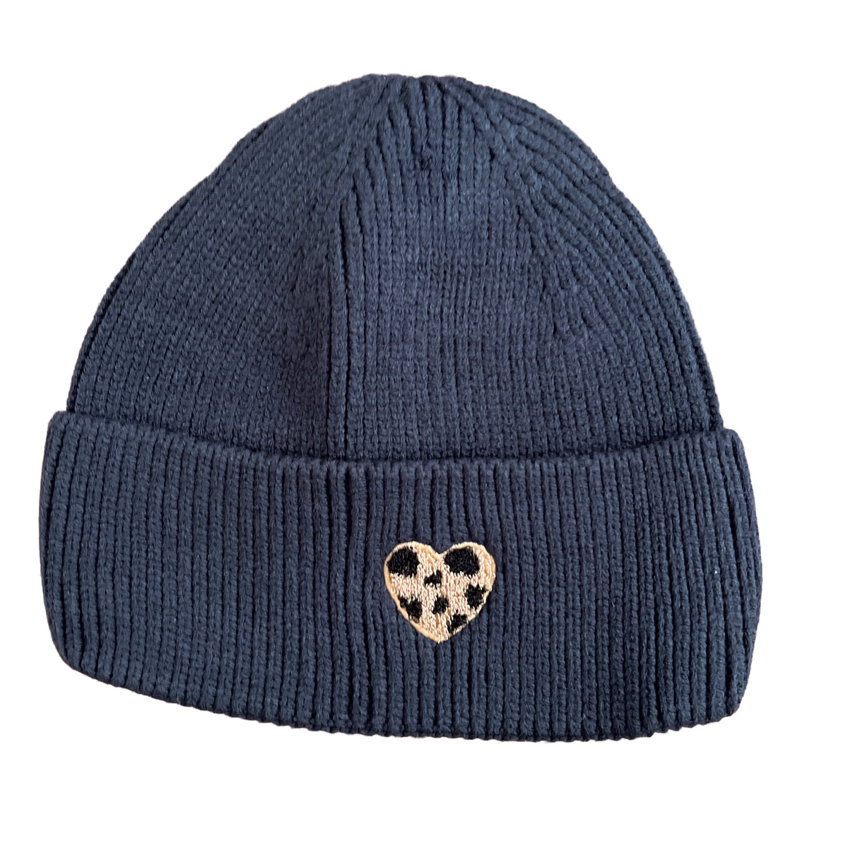 damen winter strickmütze dunkelblau mit herz patch im leo look