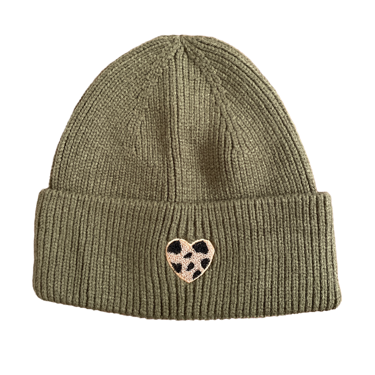 damen winter strickmütze khaki mit herz patch im leo look