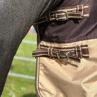 wind und regendecke pferd braun beige brustschnalle fleece springstar
