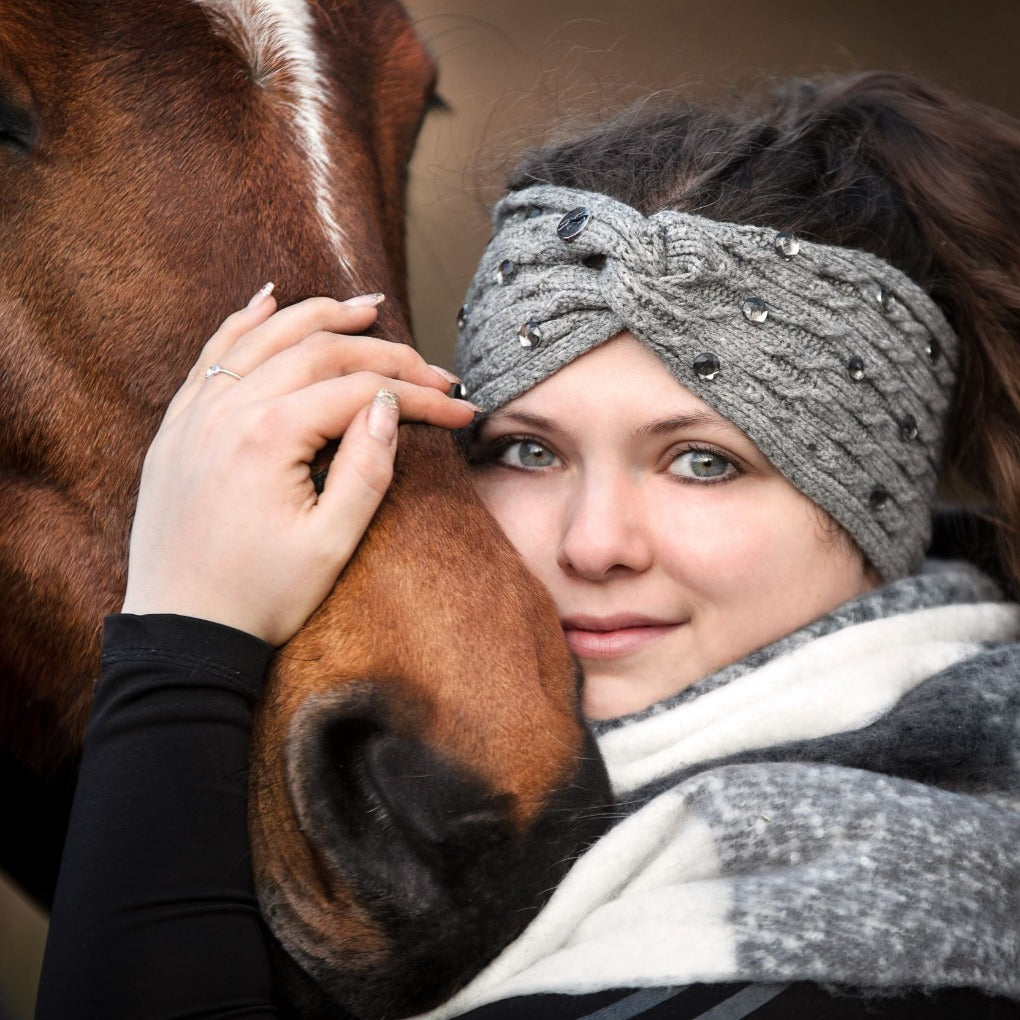 knoten stirnband, stirnbandliebe, haarband, warmeohren, farbiges stirnband, besonderes stirnband, hingucker, accessoires, accessoire, accessoireliebe, kopfschmuck, kopfbedeckung, glitzerstirnband, knotenstirnband, knotenoptik, glitter, glitzer, knoten stirnband