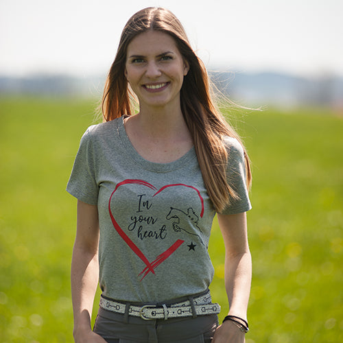 pferde t shirt springstar, spooks, east, kurzarm, kurzarm shirt, t-shirt zum reiten, reitshirt, reitmode, springstar, horsehirt, reitmode, reitfashion, reitoberbekleidung, reitshirt, horsefashion, reitbekleidung,reitshirt, reitmode, springstar, horsehirt, reitmode, reitfashion, reitoberbekleidung, reitshirt, horsefashion, reitbekleidung , pferdemotiv