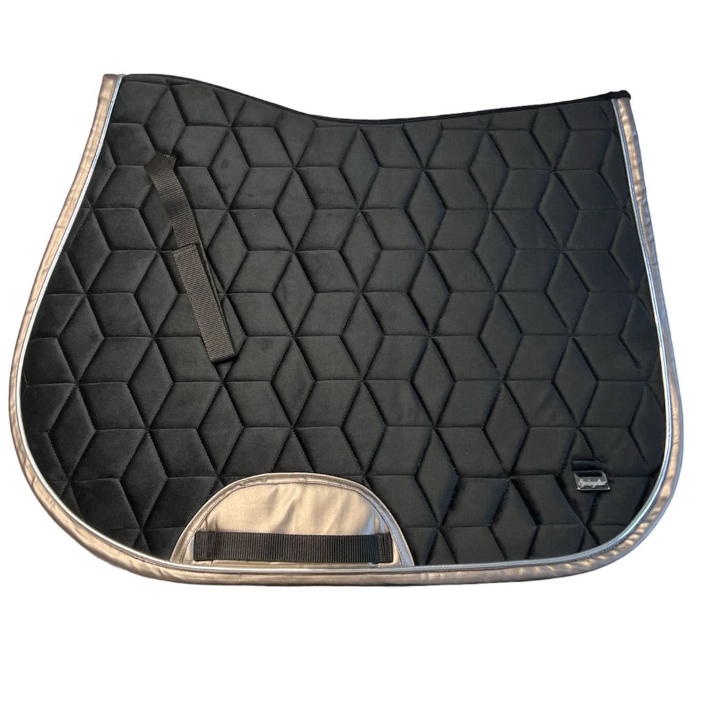 Loesdau Kentucky Spooks Springstar Springstar2048 Reitsport Felix Bühler Schabracke Samt Schwarz edel elisa bronze bronzefarbend DR Dressur