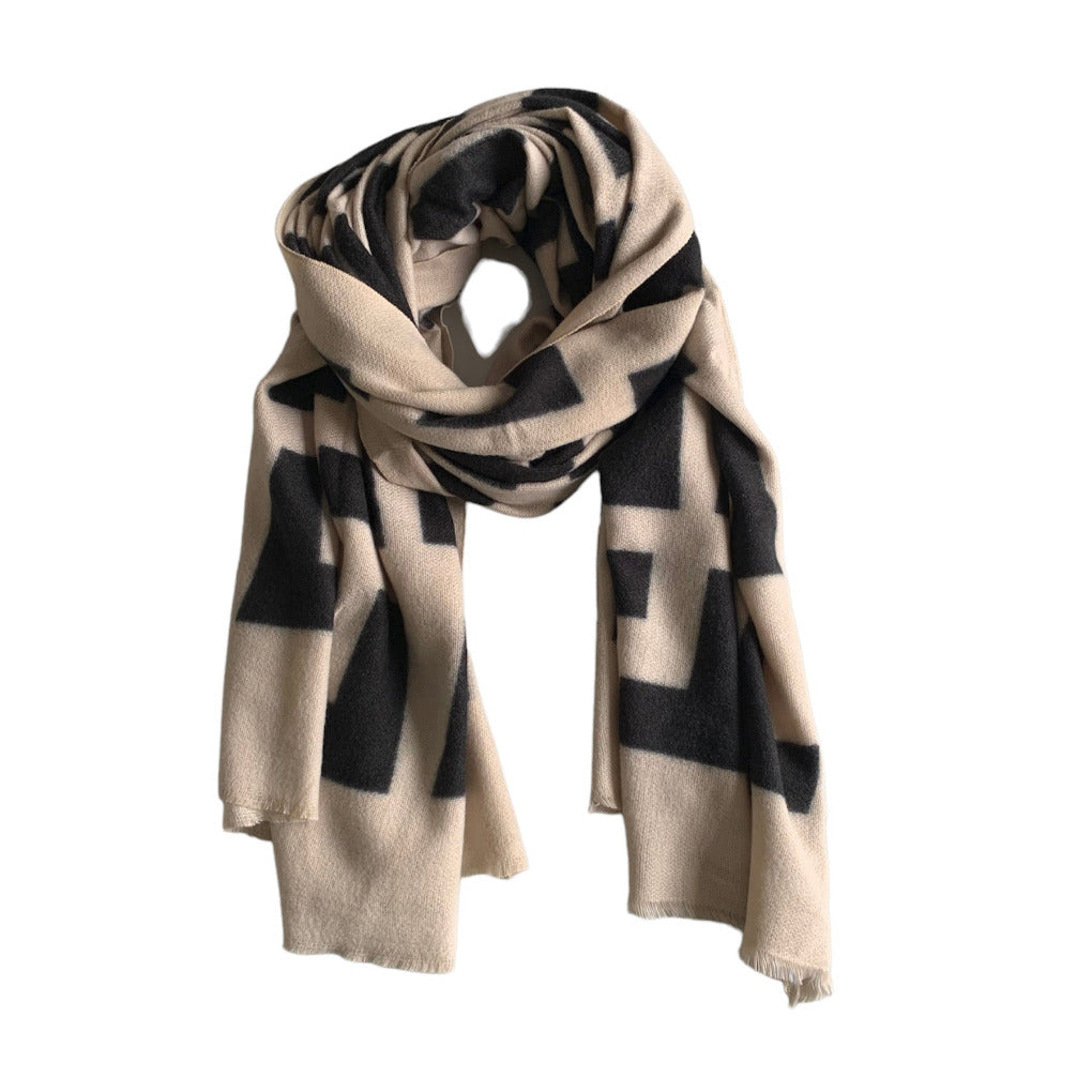 schal-dalia-beige-springstar-fransen-kurz-kuschelschal