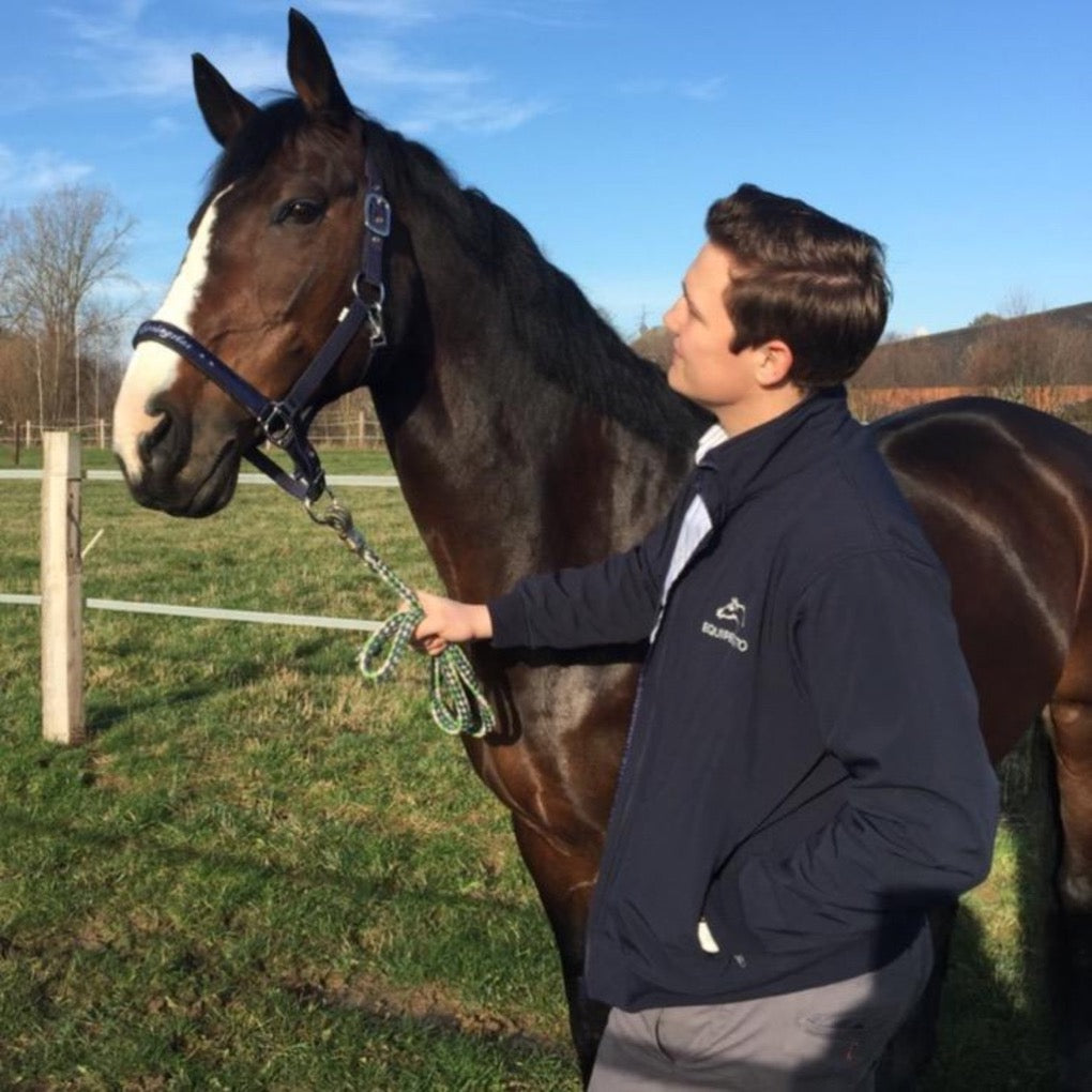 herren softshelljacke equipergato dunkelblau fleecefutter kragen reißverschlusstasche