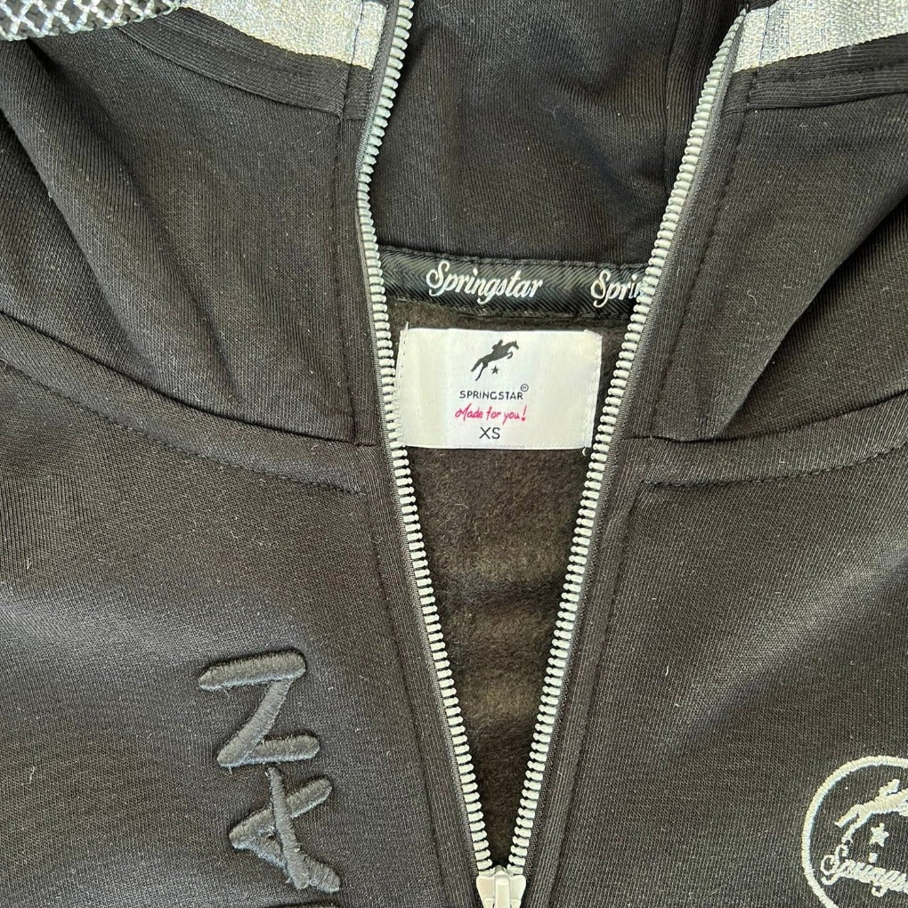 sportliche-sweatjacke-amaya-mit-kapuze-reitsweatjacke-springstar-hoodie-equestrian spooks