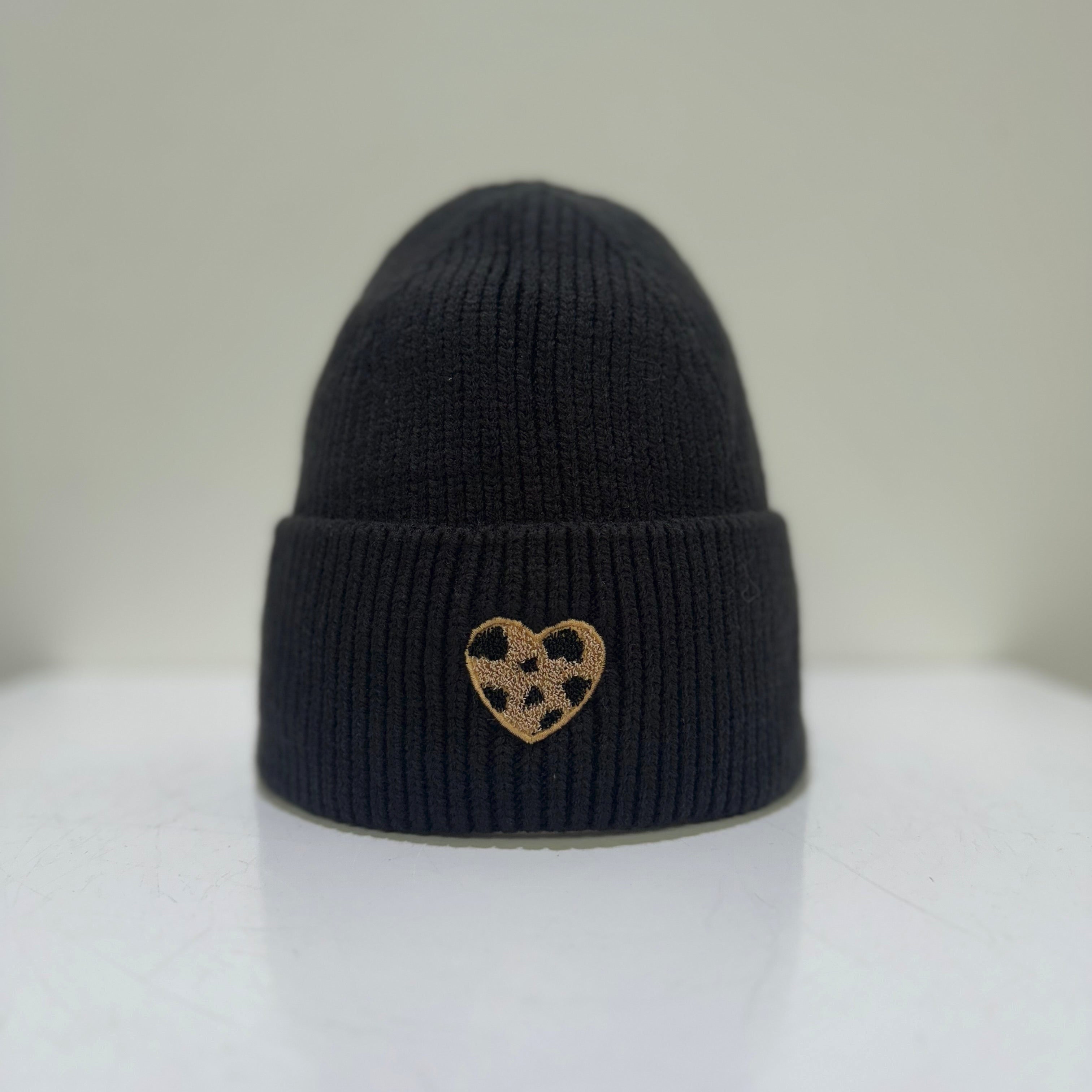 Mütze-leo-warm-strick-herz-trend 