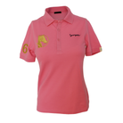 Vorderansicht des pinkfarbenen Springstar Damen Reit-Poloshirts aus der exklusiven Hamburg Derby 2026 Edition mit edler goldener Logo-Stickerei.