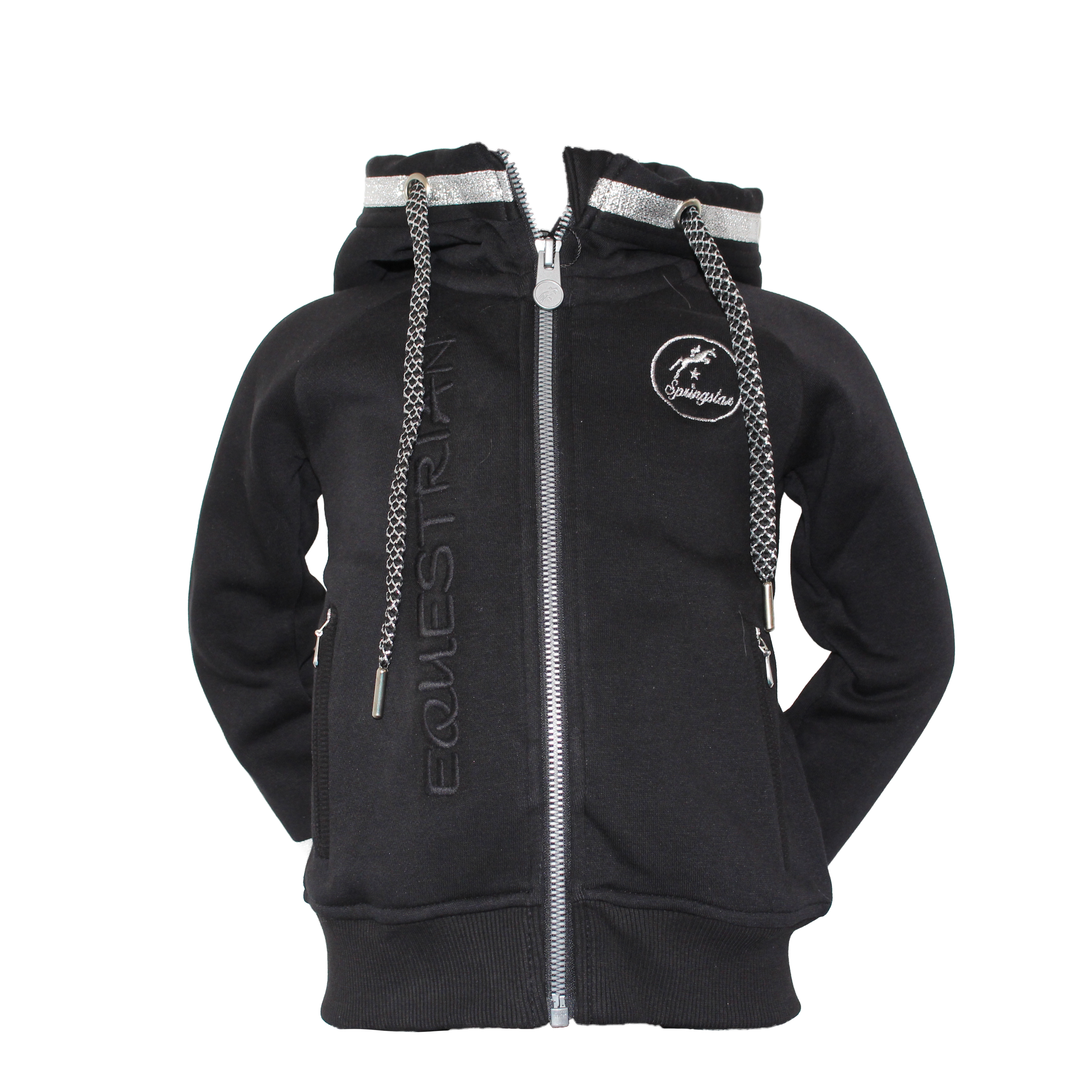 Vorderansicht der schwarzen Springstar Kinder Reitjacke Ariel mit Reißverschluss, Glitzerkapuze, rundem Logo und vertikalem Equestrian-Schriftzug.