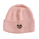 damen winter strickmütze rosa mit herz patch im leo look