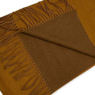 Fransenschal-sienna-braun-wenbar-drehschal-schal-kuschelig-warm-fransen-stall-pderdefans-stall-arbeiten-springstar