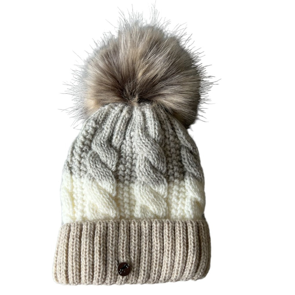 muetze-belinda-bommelmuetze-beige-weiss-grau muetze winter wintermuetze spooks springstar loesdau 