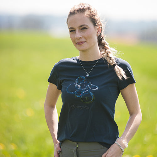 glitzer, glitzershirt, pailettenshirt, pailetten,reitshirt, reitmode, springstar, horsehirt, reitmode, reitfashion, reitoberbekleidung, reitshirt, horsefashion, reitbekleidung 