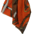 muster wollschal gelb tuch, modisches tuch, pferdemotiv, pferdemotiv schal, bunter muster schal, bunterschal, kuschelweich, warm, flauschig, reitaccessoires, reitmode, reitzubehör, pferd